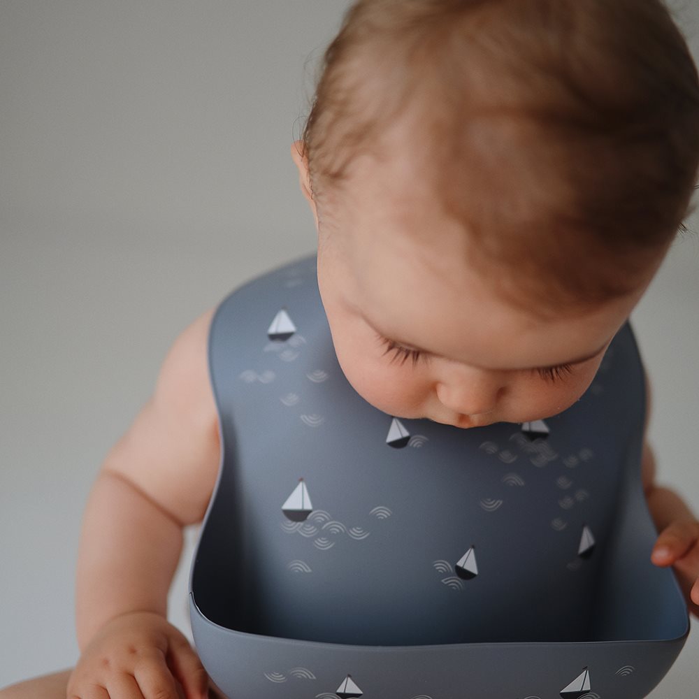 Mushie Silicone Bib Boat - Laadlee