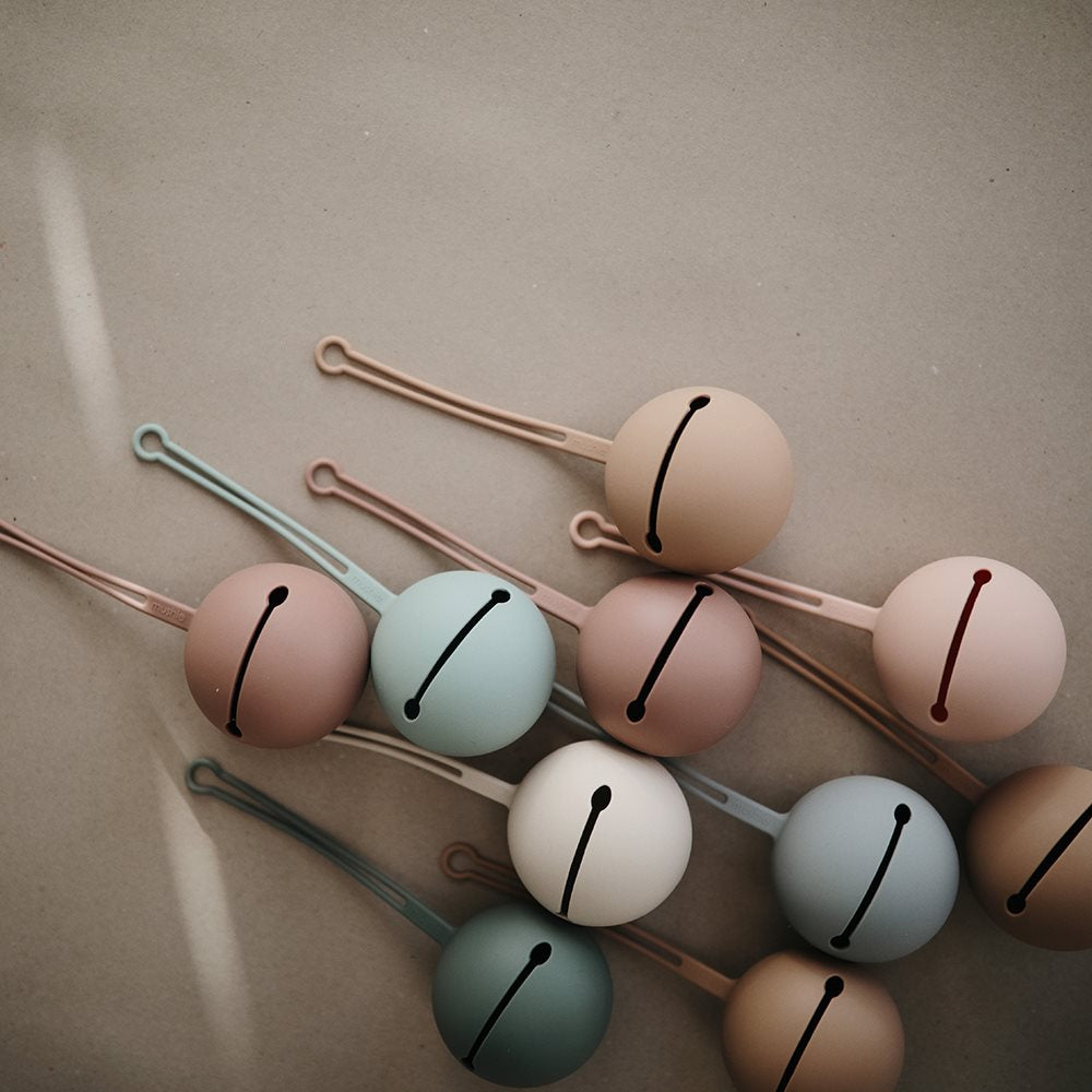 Mushie Pacifier Case Blush - Laadlee