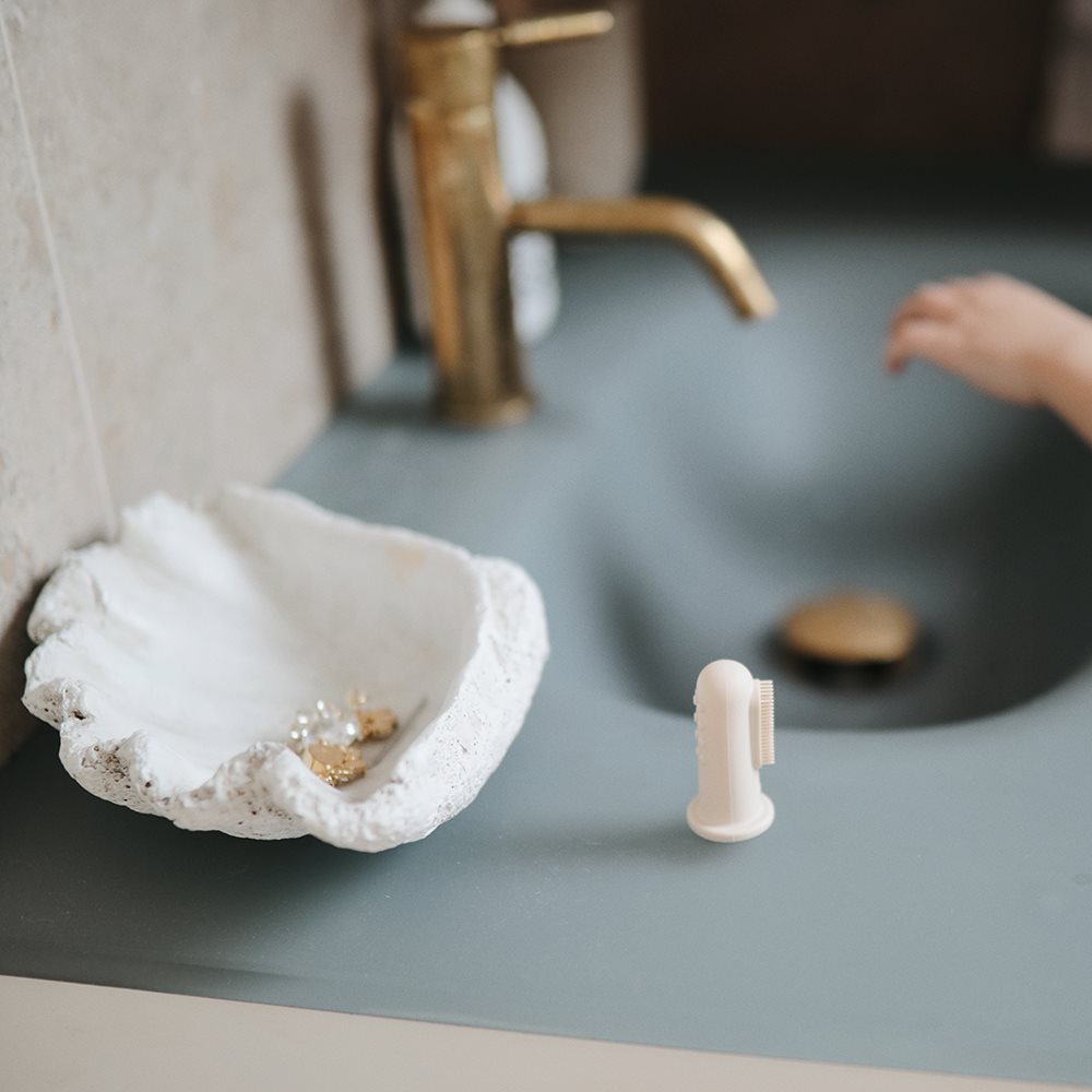Mushie Finger Toothbrush Blush/Shifting Sand - Laadlee