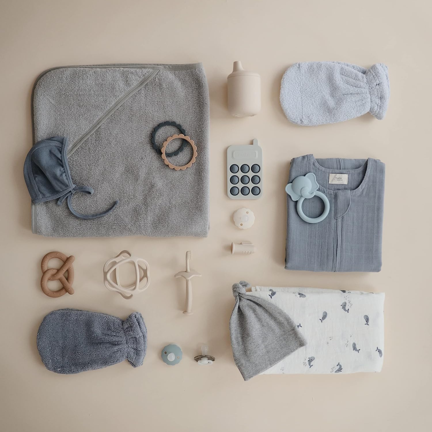 Mushie Swaddle - Whales - Laadlee