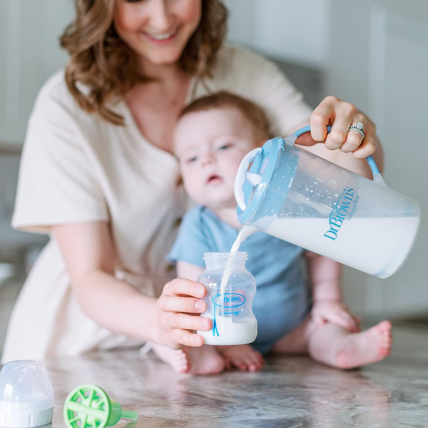 Dr. Brown's Formula Mixing Pitcher - Blue - Laadlee