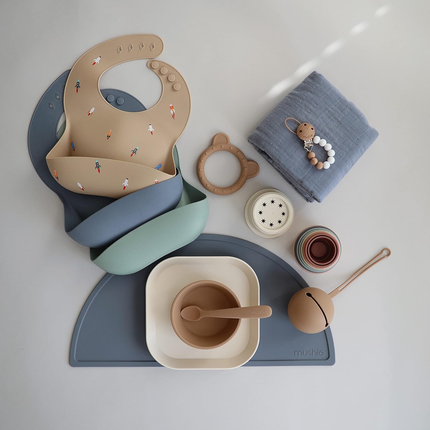 Mushie Swaddle - Tradewinds - Laadlee