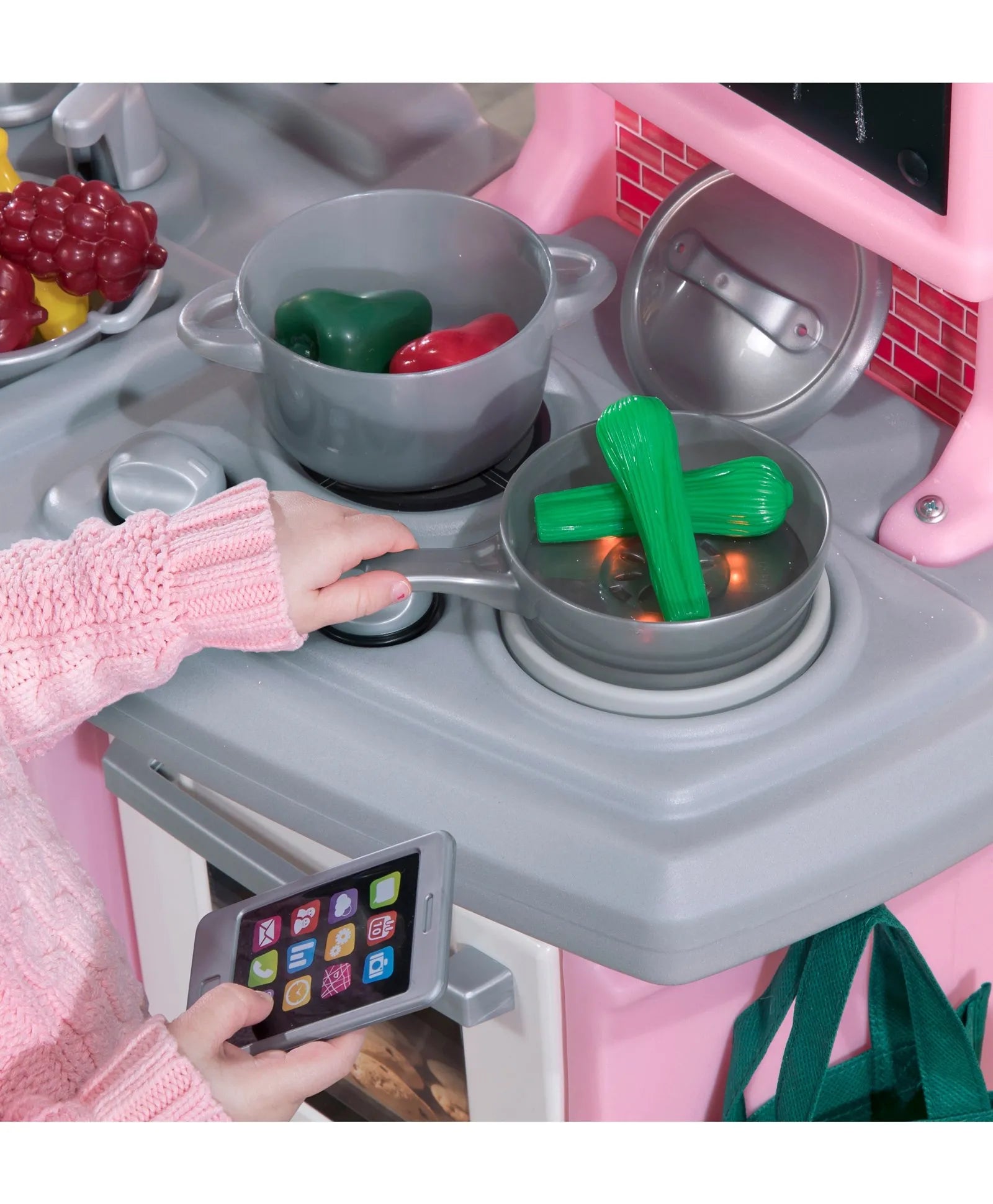 Step2 Great Gourmet Kitchen - Soft Pink - Laadlee