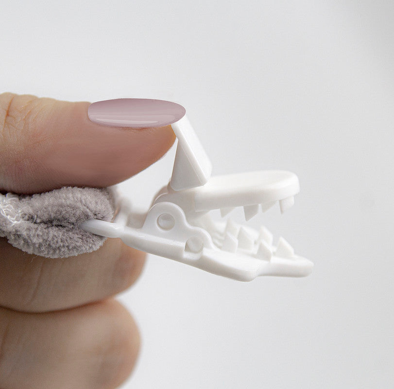 Babyjem Pacifier Moon Holder - Grey - Laadlee