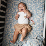 Mushie Swaddle Blue Flowers - Blue