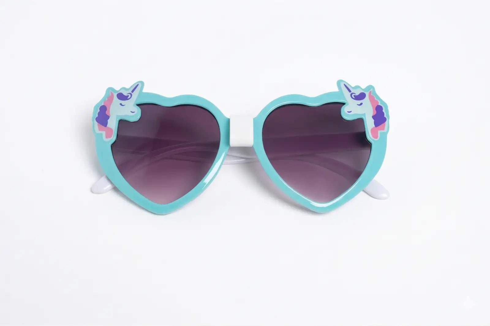 smile-in-shades-heart-charm-kids-sunglasses-2