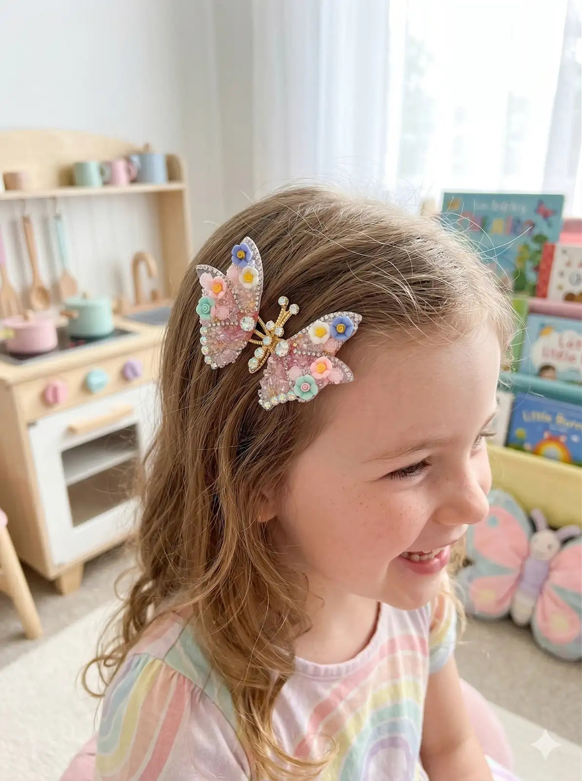 little-luxuries-flutter-bloom-butterfly-clip-5