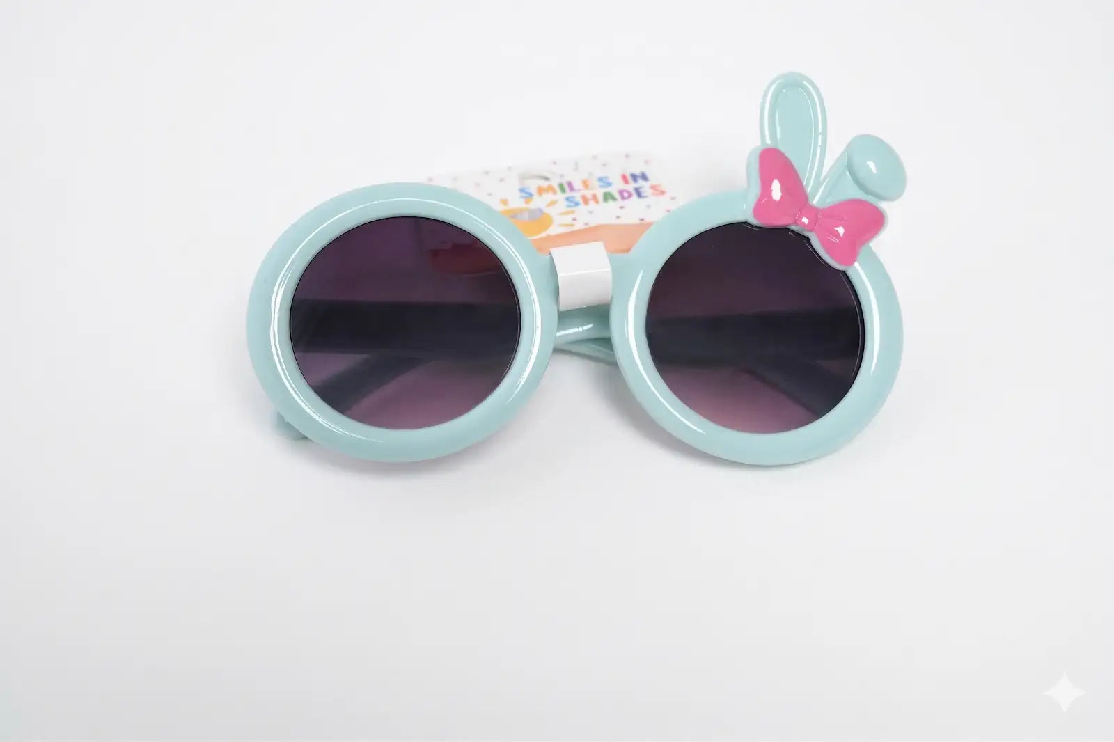 smile-in-shades-bright-buddies-round-kids-sunglasses-1