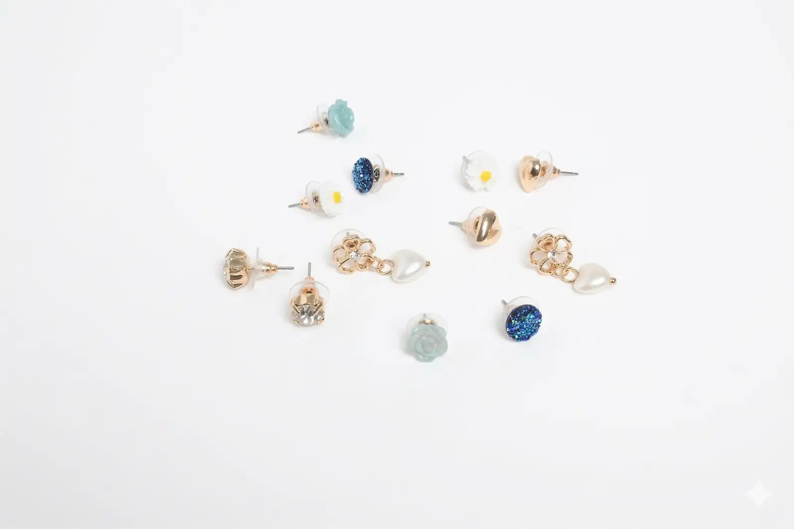 little-luxuries-blue-gold-sparkle-stud-set-2