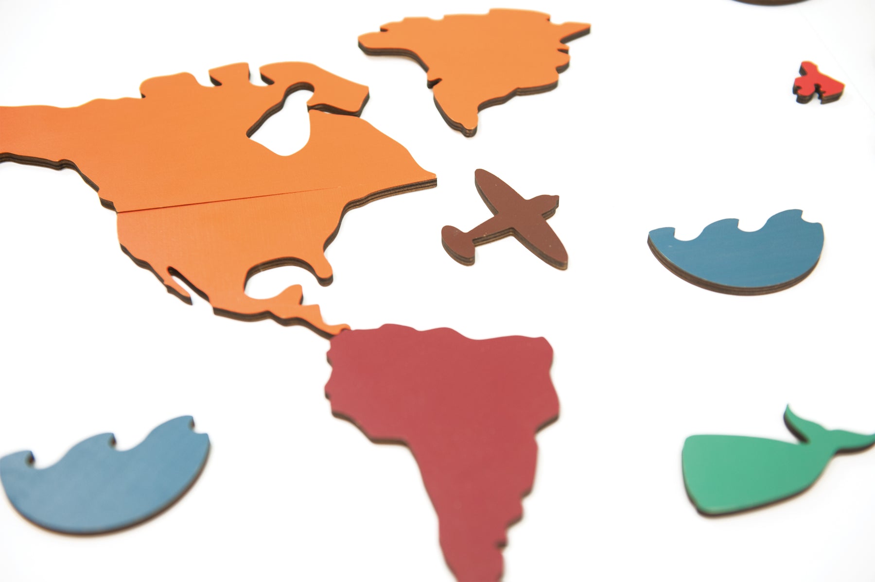 andreu-toys-continents-map-puzzle-2