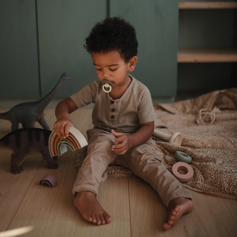 Mushie Stacking Rainbow Tropical - Laadlee