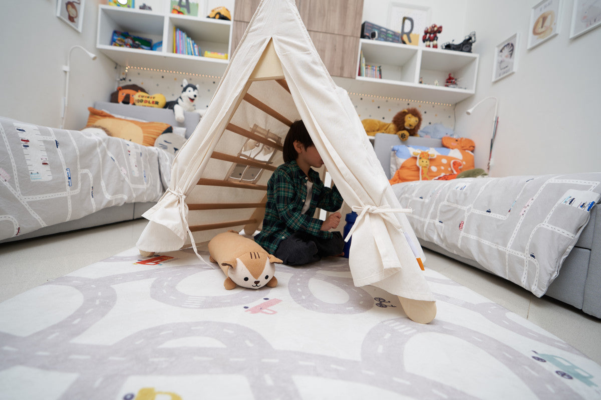 Ezzro Medium Pikler Triangle Tent - Off White - Laadlee