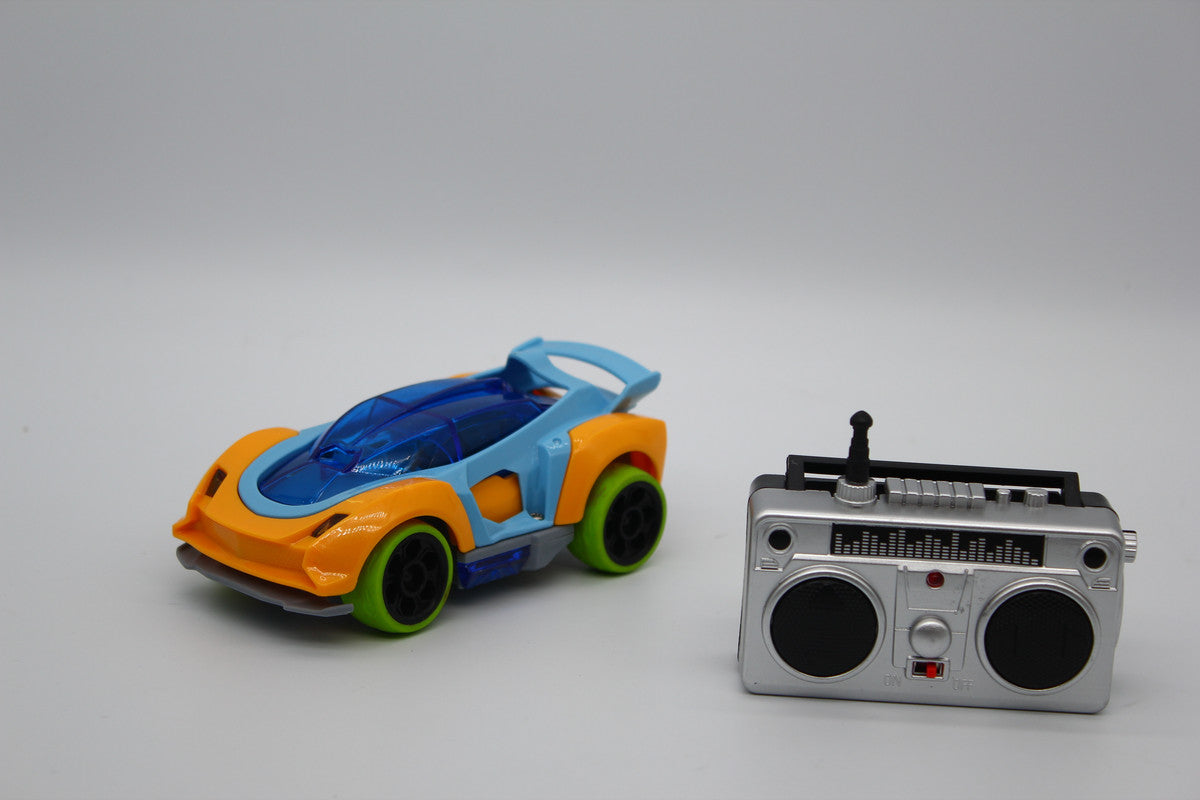 D-Power 4 Wheel DIY Remote Control Car - Orange - Laadlee