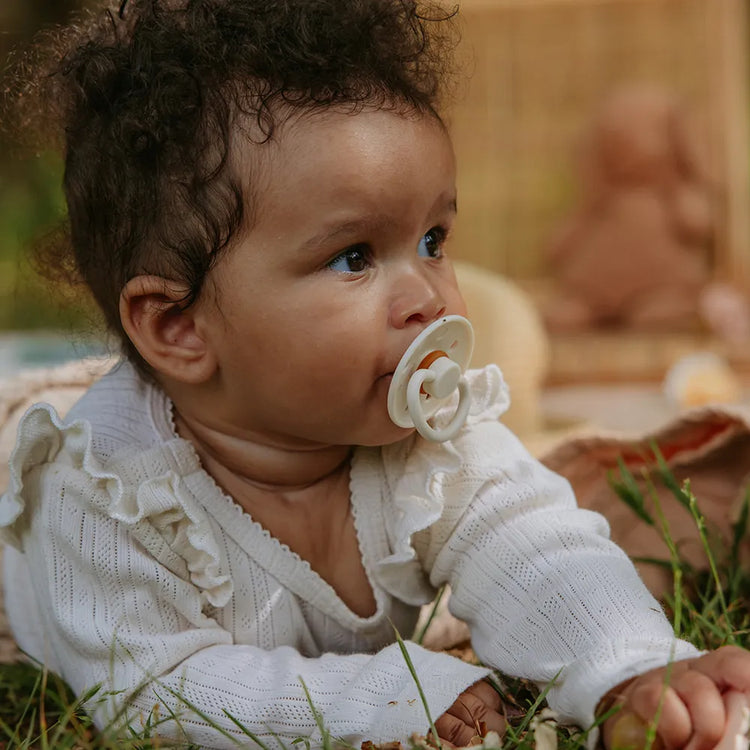 Frigg Moon Phase Latex Baby Pacifier 6M-18M, 1Pack, Cream - Size 2 - Laadlee