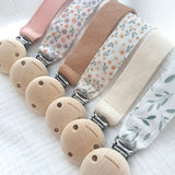 Chewies & More - Chewie Clip Spring Flower - White