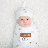 Lulujo Bamboo Hat and Swaddle Blanket - Daisies