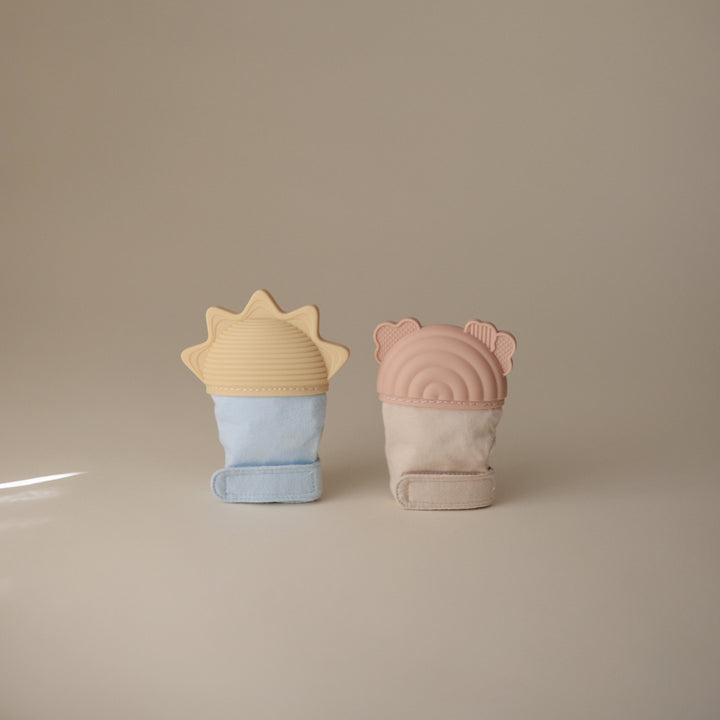 mushie-sun-teething-mitten-8