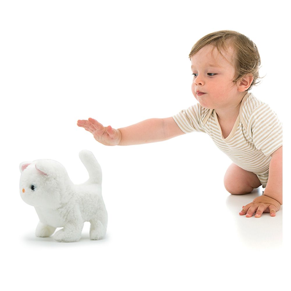 pugs-at-play-battery-operated-walking-pet-casper-6-5inch-9