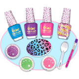 Tokidas Sunny Nail Playing