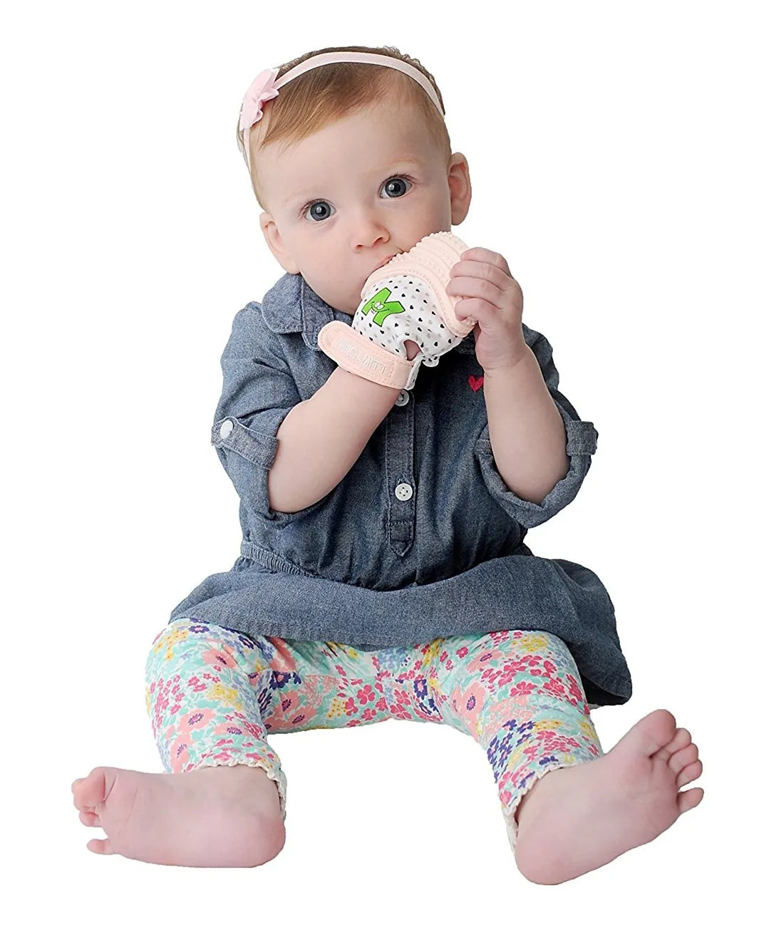Malarkey Kids Munch Mitt Teething Mitten Hearts - Pastel Pink - Laadlee