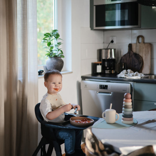 Mushie Classic Silicone Suction Plate Natural - Laadlee