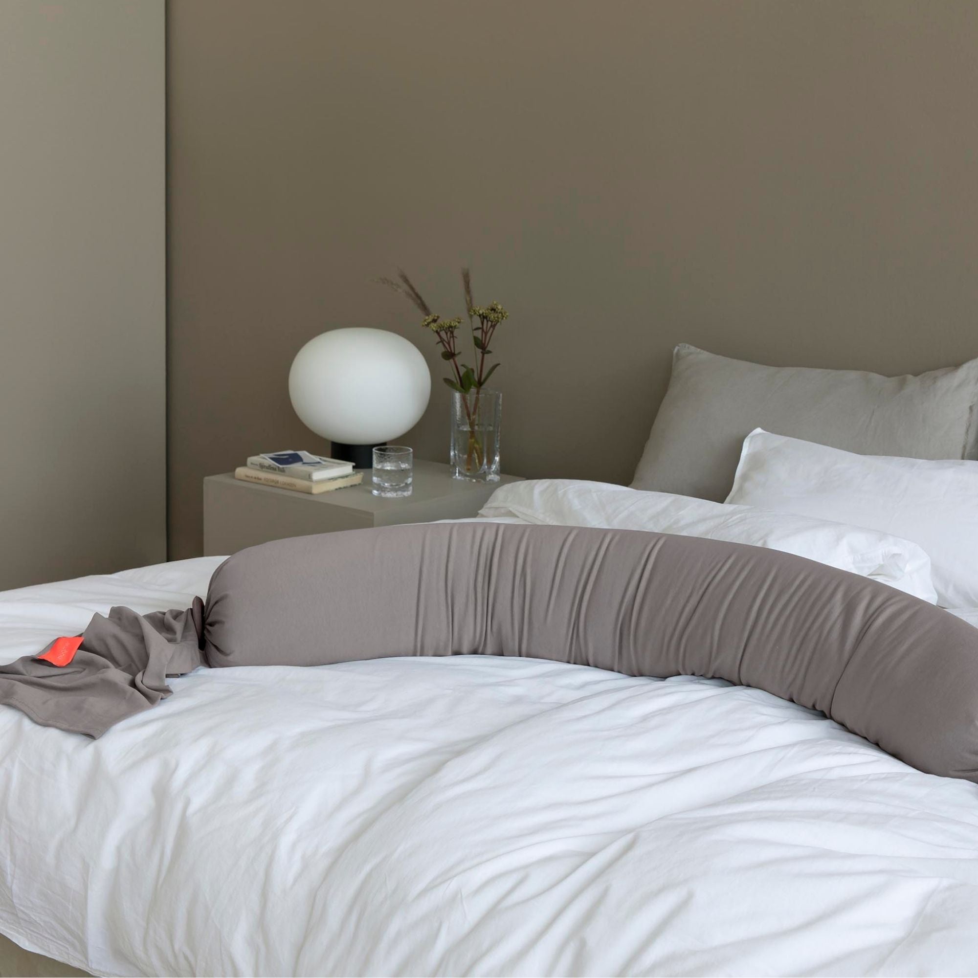 bbhugme-organic-pregnancy-body-pillow-with-jersey-cover-stone-stone-7