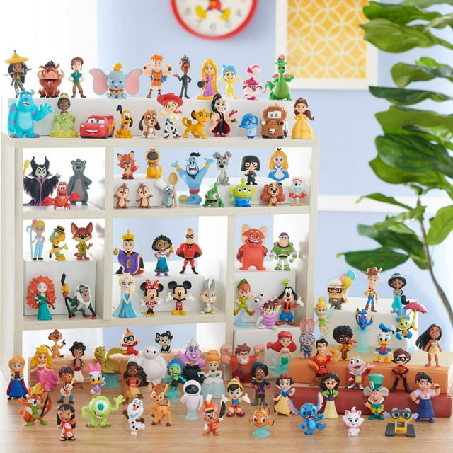 Disney 100 Years of Celebration Figures - Small But Mighty