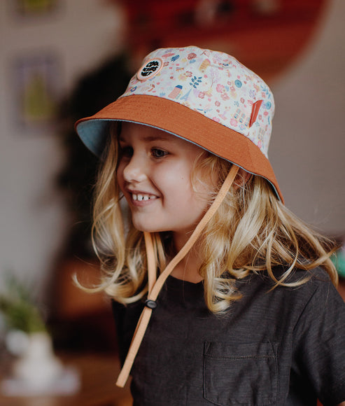 Hello Hossy Bucket Hat - Dried Flowers