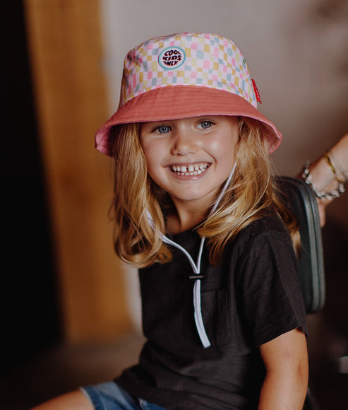 Hello Hossy Bucket Hat - Pinky Square