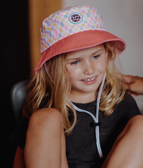 Hello Hossy Bucket Hat - Pinky Square