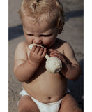 Natruba Ocean Rattle Shell - White