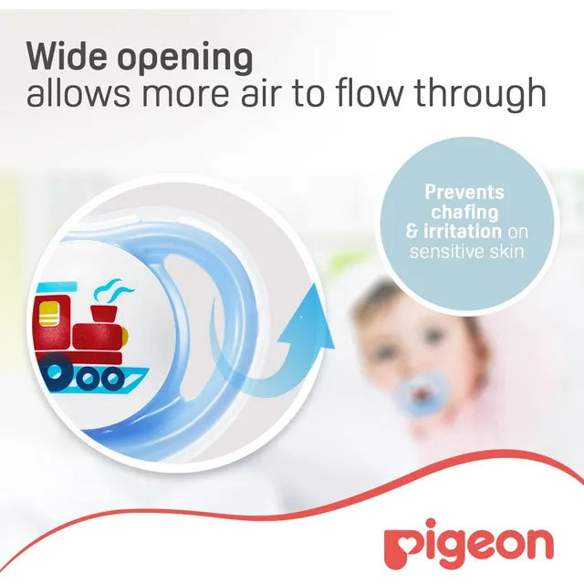 Pigeon Mini Light Pacifier Boy S - Train