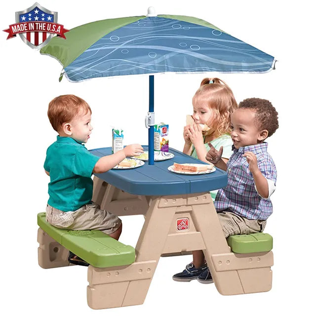 Step2 Sit & Play Picnic Table With Umbrella - Laadlee