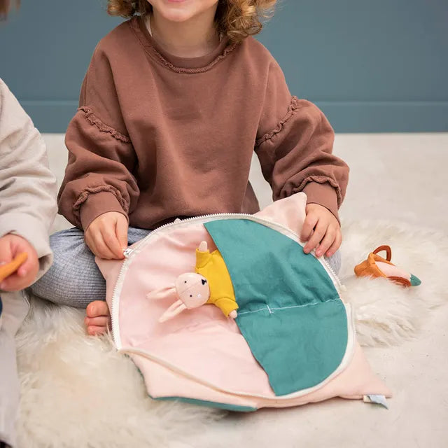 Trixie Puppet World Playset M - Home - Laadlee