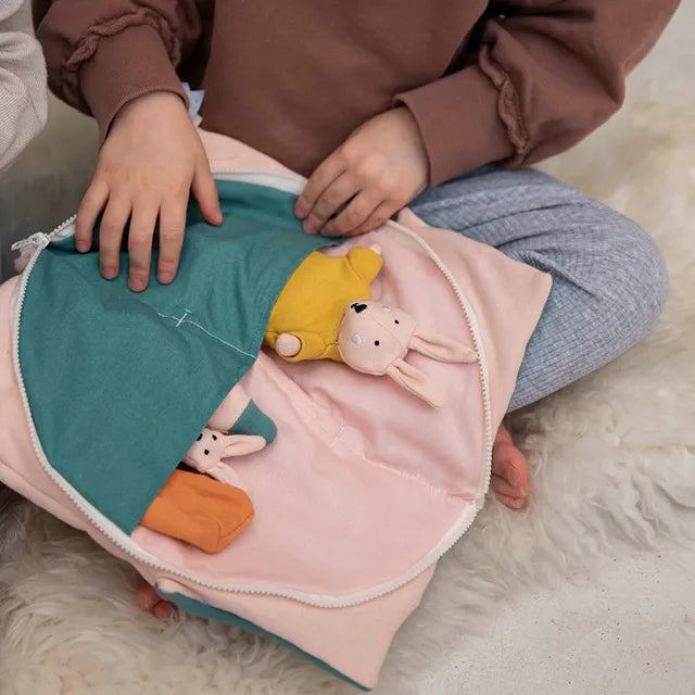 Trixie Puppet World Playset M - Home - Laadlee