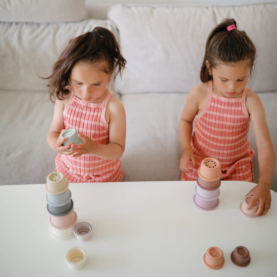 Mushie Stacking Cups Petal - Laadlee