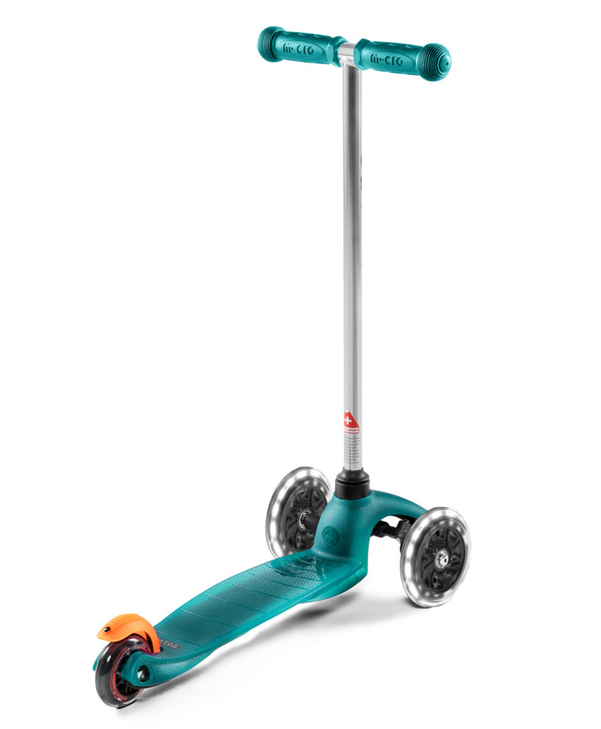Micro Mini Classic Scooter with LED Wheels - Aqua - Laadlee