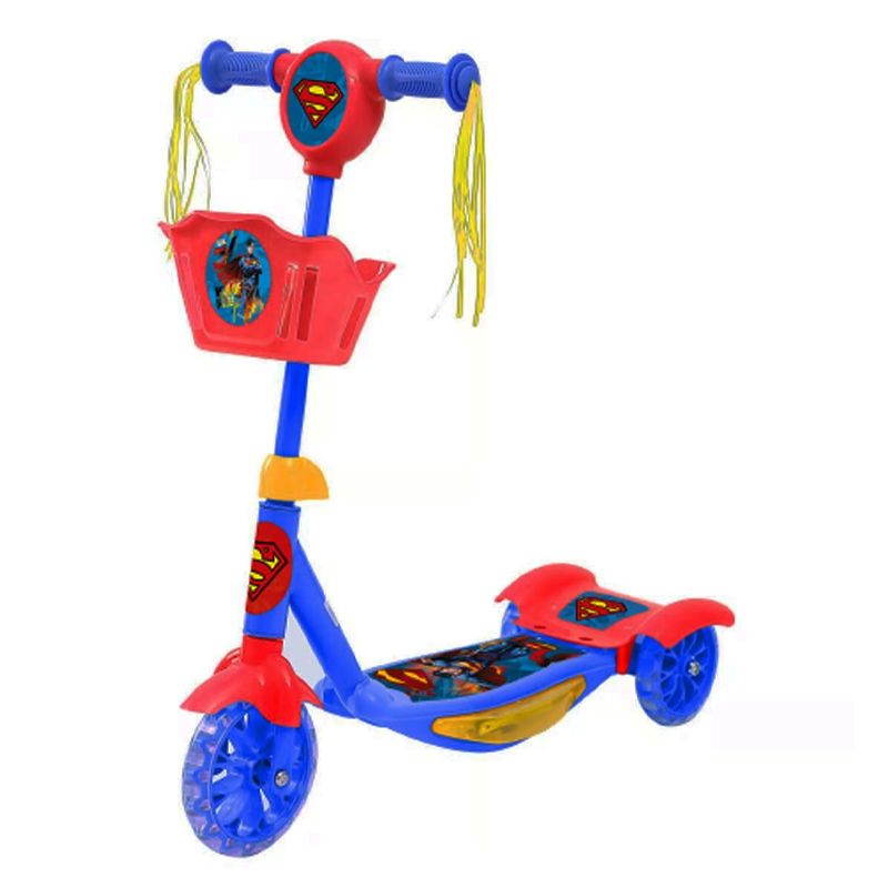 Warner Bros Superman Scooter - Assorted (61 x 60 x 16)