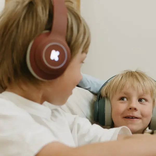 kidywolf-k-ears-headphones-bordeaux 3