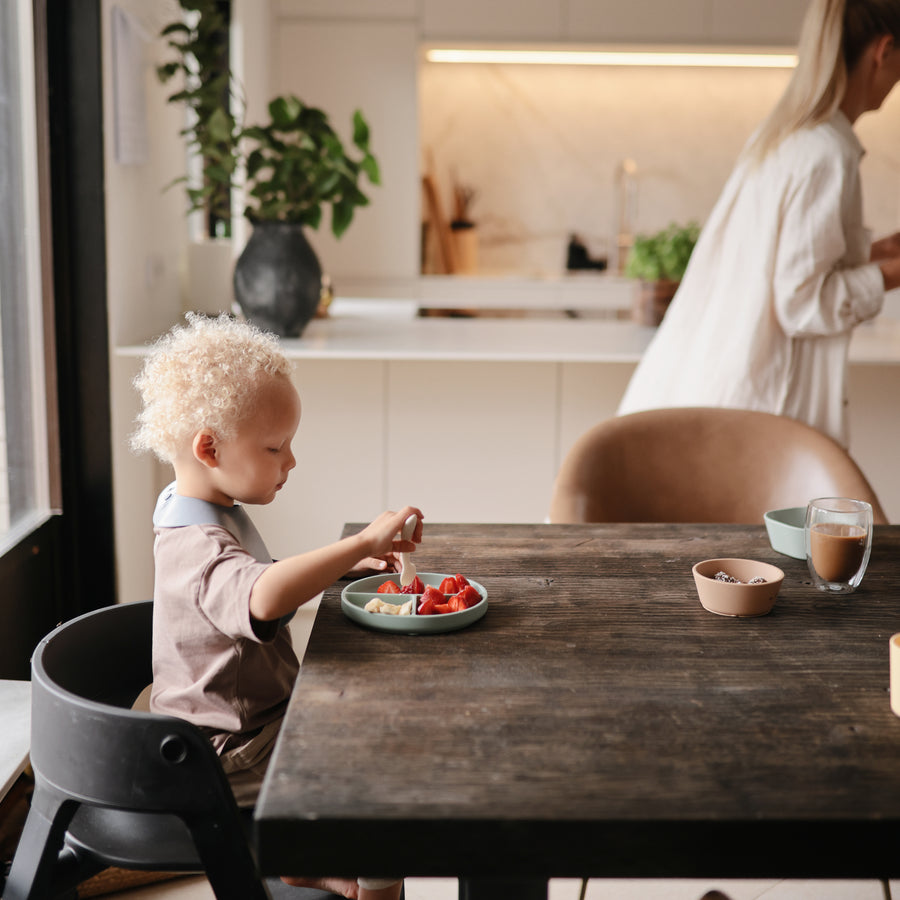 Mushie Silicone Bib Cambridge Blue - Laadlee