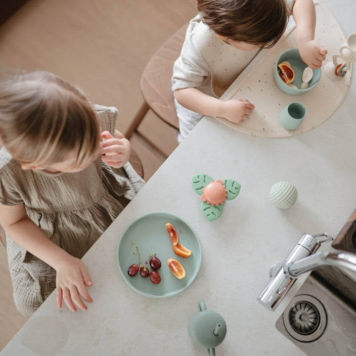 Mushie Classic Silicone Suction Plate Cambridge Blue - Laadlee