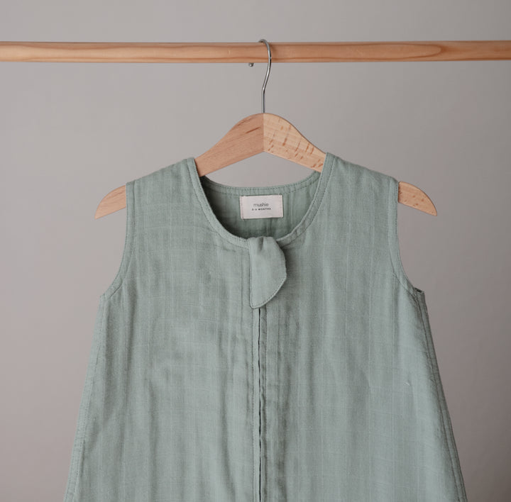 mushie-muslin-sleep-bag-roman-green-6