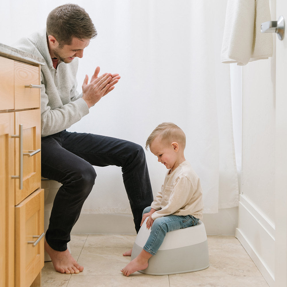 the-first-years-2-in-1-sit-or-stand-potty-and-urinal-9