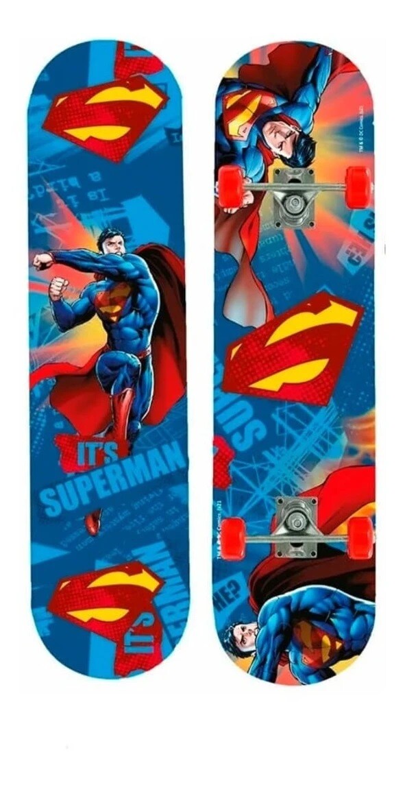 Warner Bros Superman Skateboard and Safety Pack