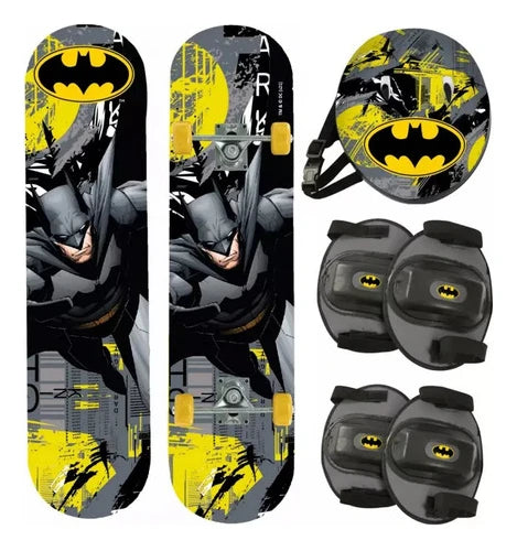 Warner Bros Batman Skateboard and Safety Pack