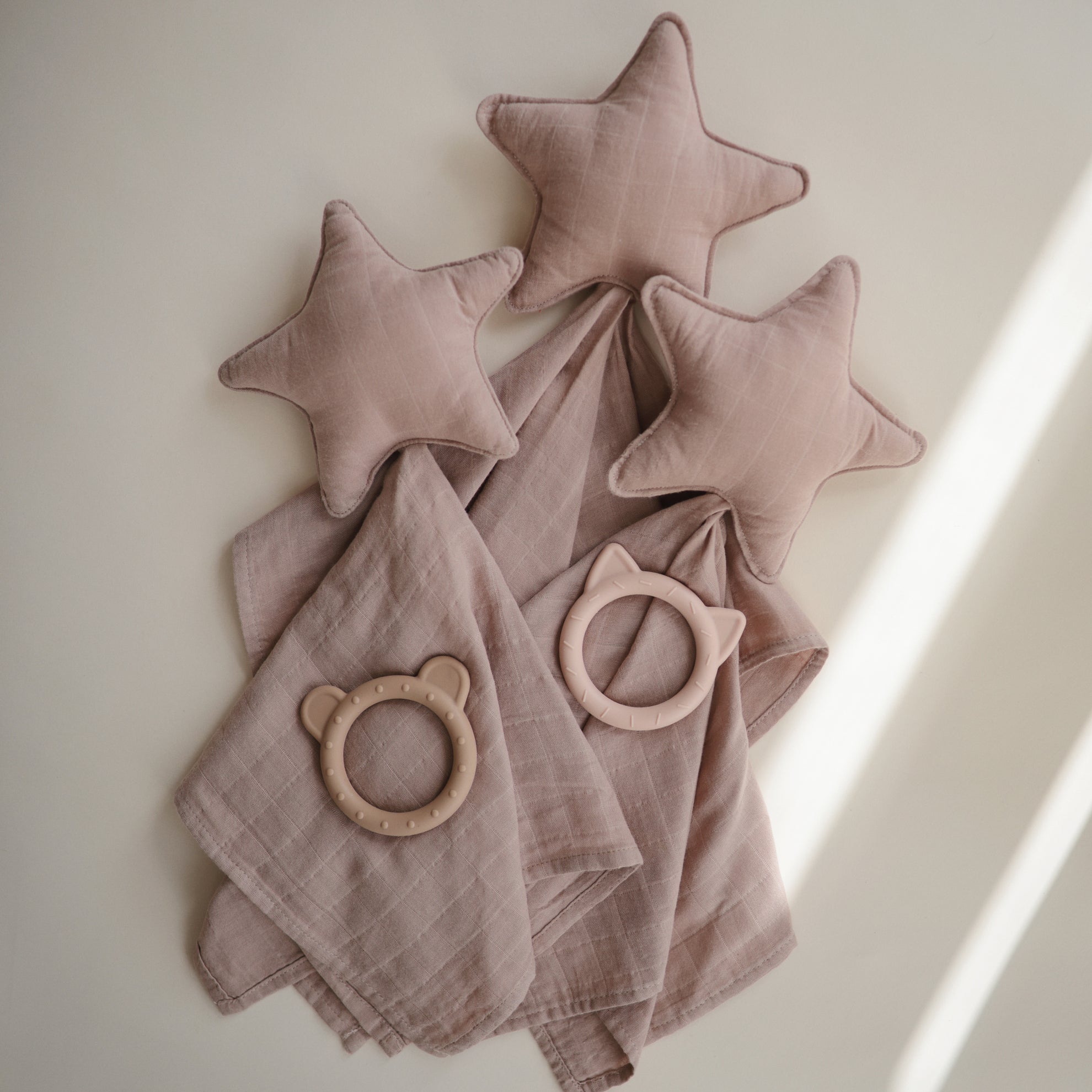 Mushie Lovey Blanket Star Natural - Laadlee