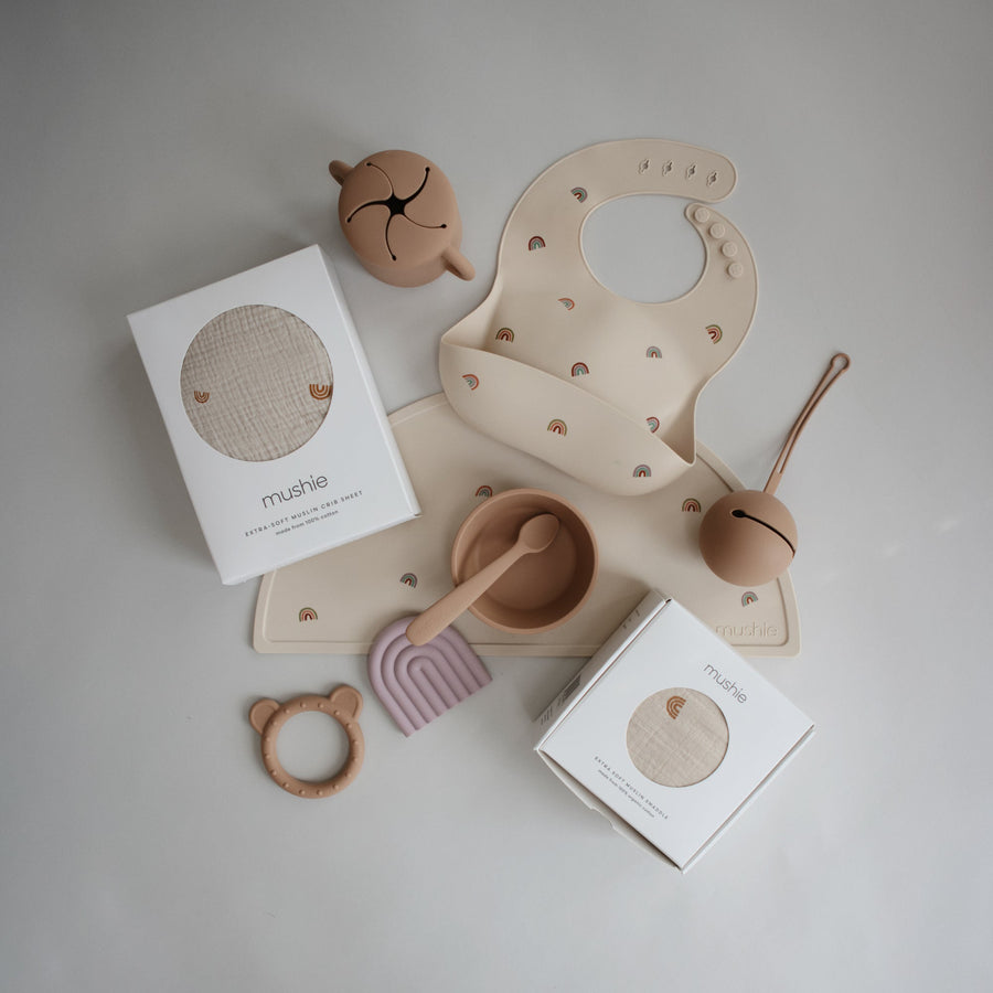 Mushie Silicone Mat Rainbow - Laadlee