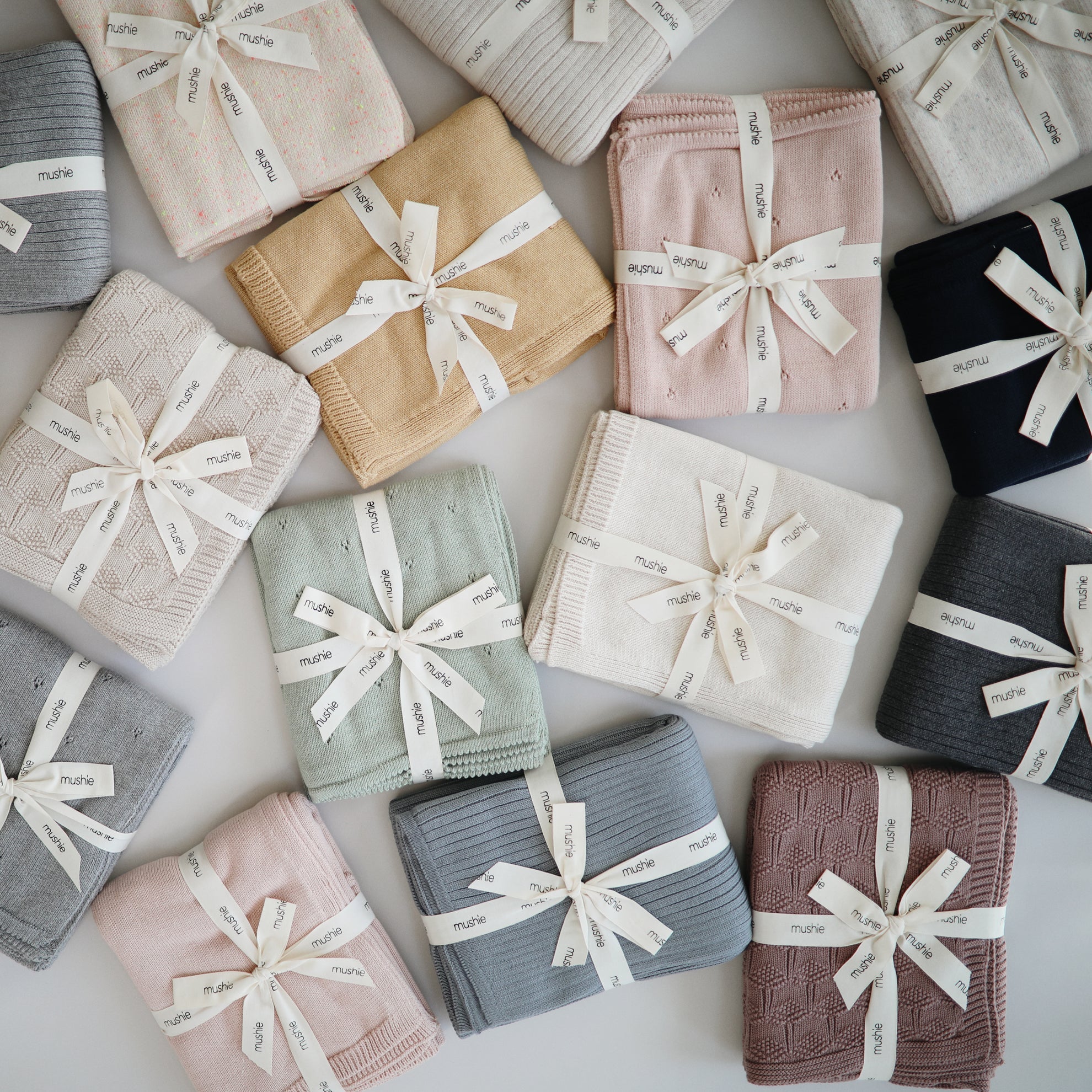 Mushie Knitted Baby Blanket Confetti Peach - Laadlee