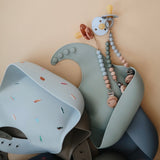 Mushie Silicone Bib Retro Cars - Laadlee