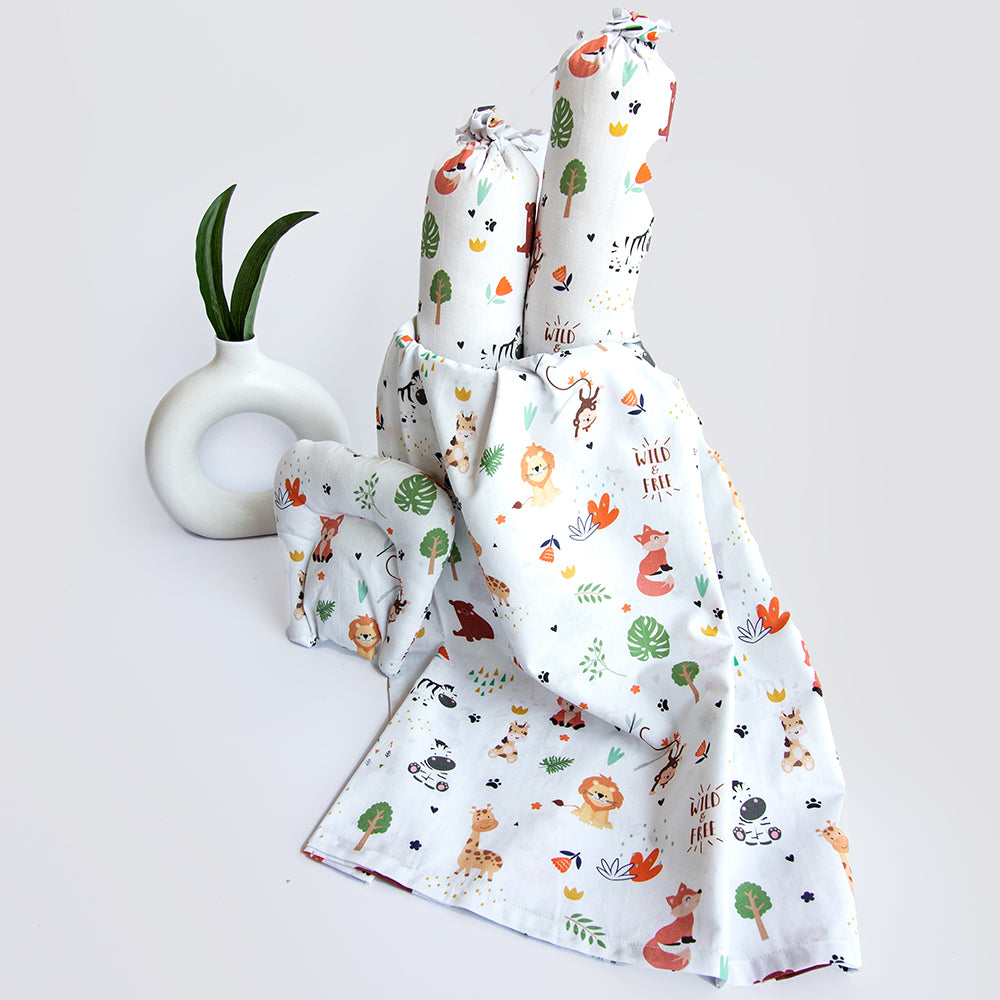 Yellow Doodle Organic Bedding Gift Basket - Baby Animals - Laadlee